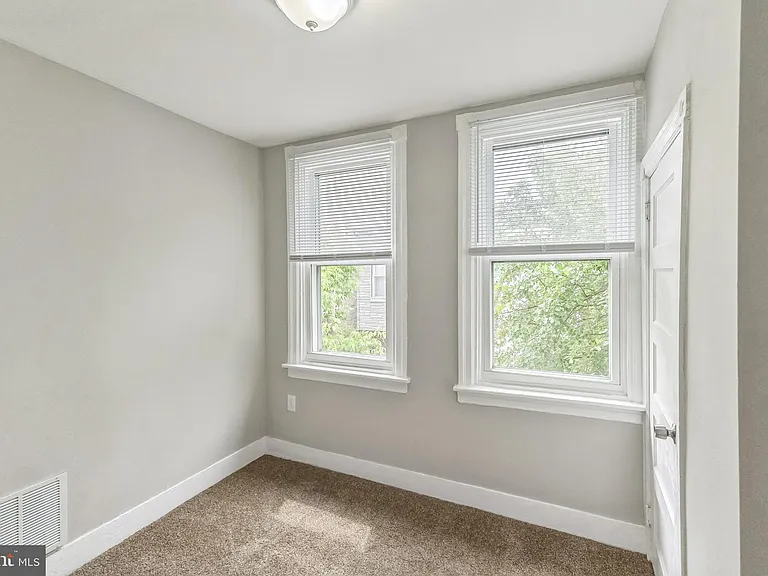 3533 Joyce St — Photo 9