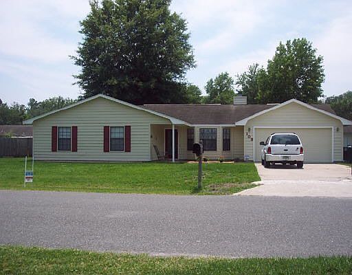 108 W Victoria Blvd