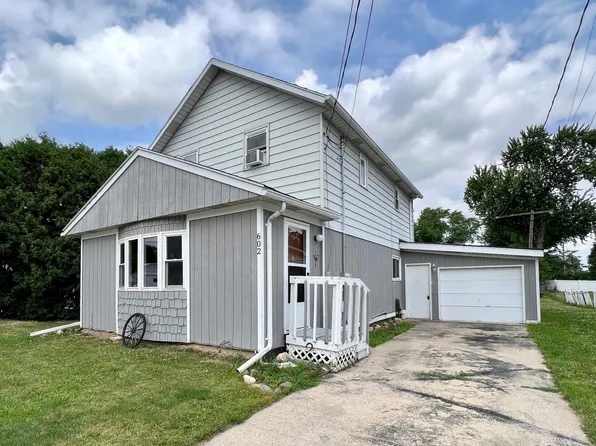 602 Main St, Brownsville, WI 53006