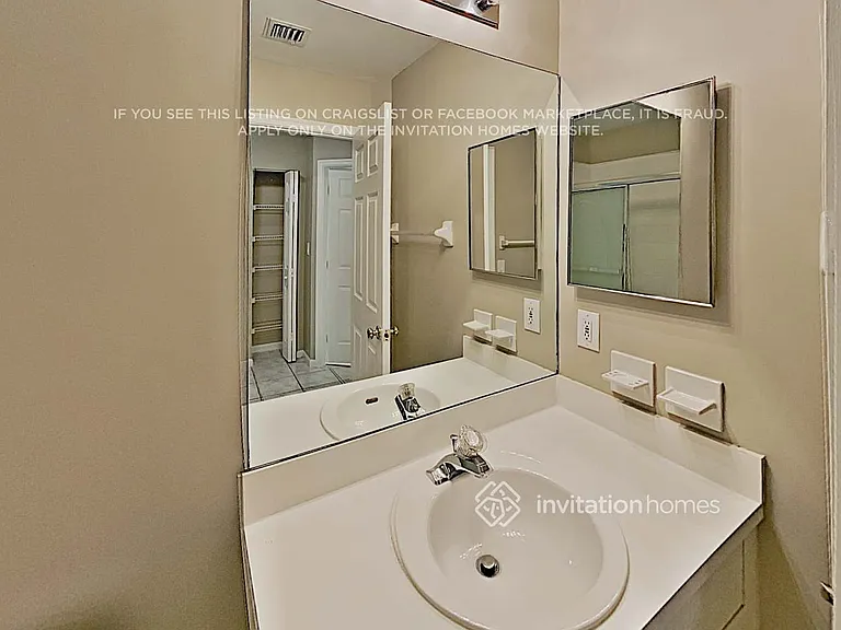 444 SW 205th Ave — Photo 15