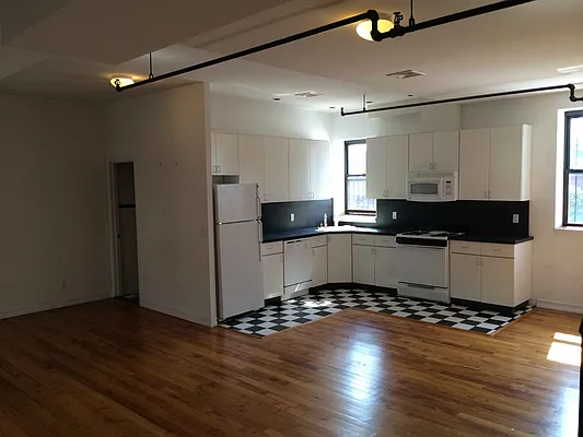 Rented by Francine Realty | media 13