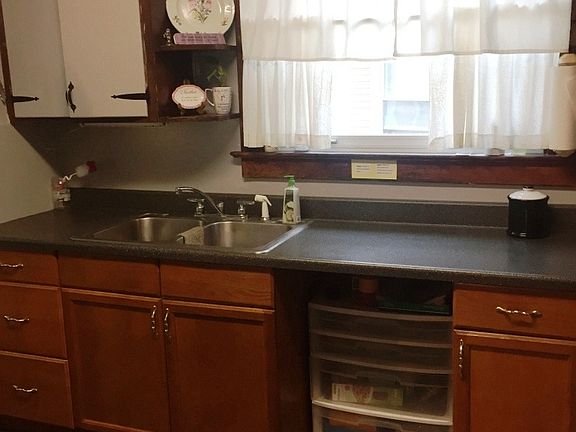 4th image of 3225 Parkwood Ave