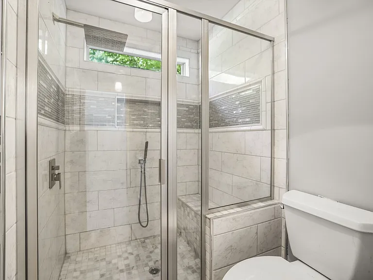 3127 Creekview Ln — Photo 27