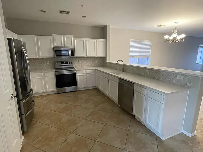 13240 W Chaparosa Way — Photo 3