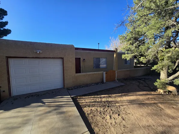 2211 Leonard St SE, Rio Rancho, NM 87124