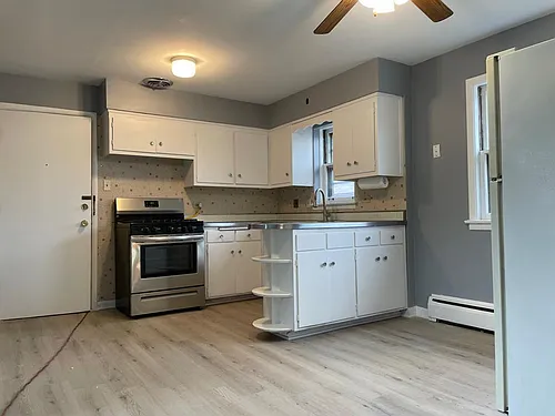 9207 S Pulaski Rd #2 Photo 1