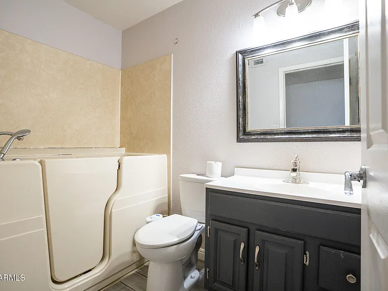 3844 W Lupine Ave — Photo 10