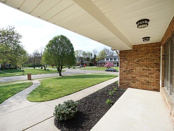 3rd image of 5645 Monica Dr