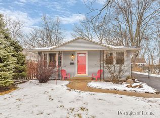 9 Stone Ave, North Aurora, IL 60542