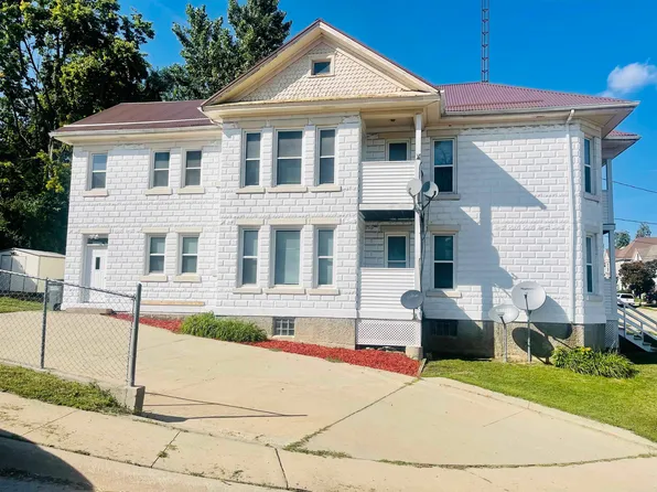 715 Alta Vista St, Dubuque, IA 52001