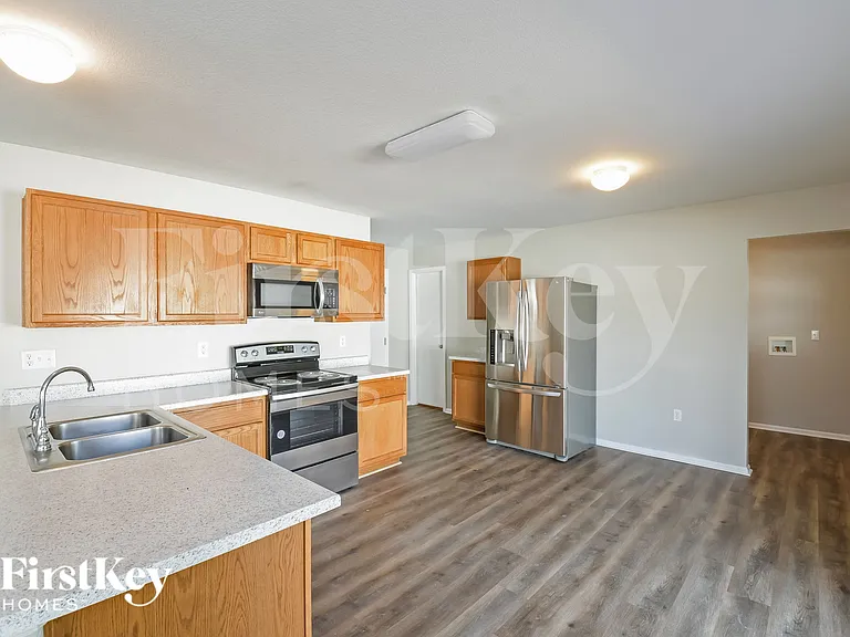 5592 Jebel Ct — Photo 8