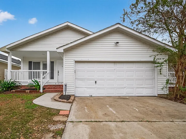 21415 Sweet Grass Ln — Photo 2