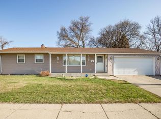 904 13th Ave N, Moorhead, MN 56560