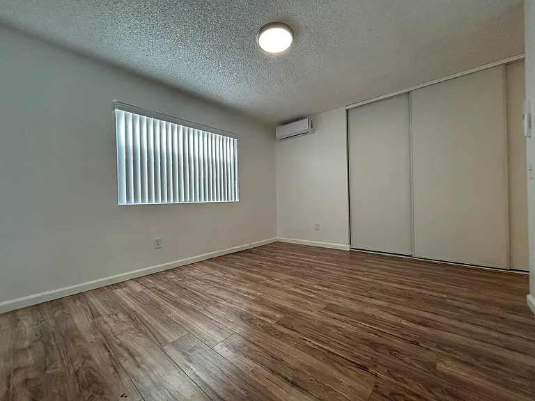 8755 Lomita Dr #B — Photo 12
