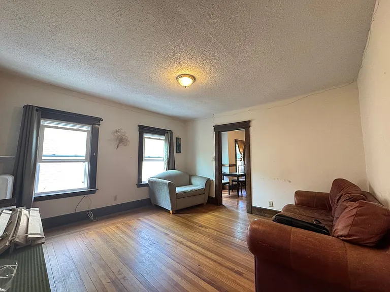 126-128 Mansfield St — Photo 13