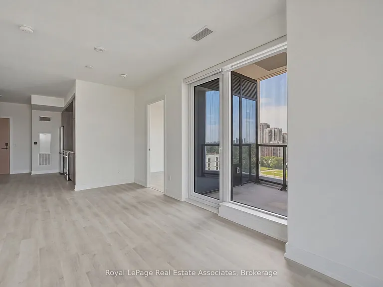 25 Cordova Ave #1212 — Photo 8