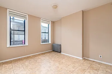 Rented by Rennit Inc.