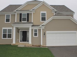 423 Devoe Dr, Oswego, IL