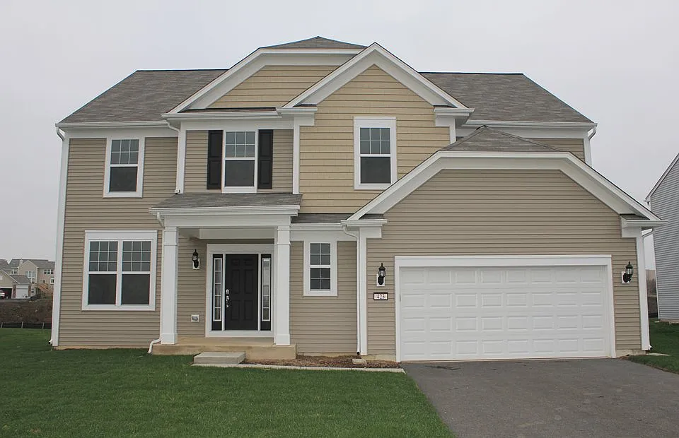 423 Devoe Dr photo 1