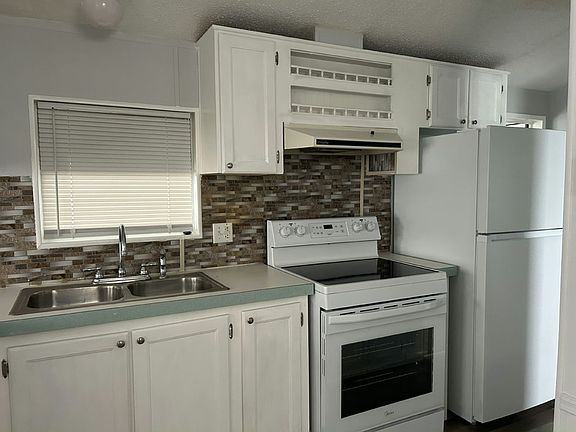 5th image of 6105 Land O Lakes Blvd #889