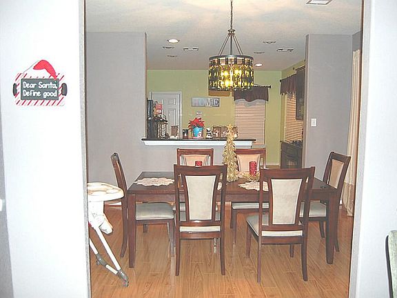 3rd image of 1334 Glenwood Canyon Ln