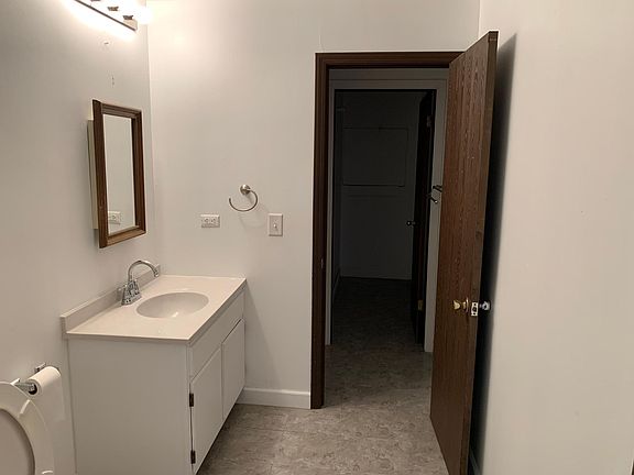 5th image of 1880 E North St #7