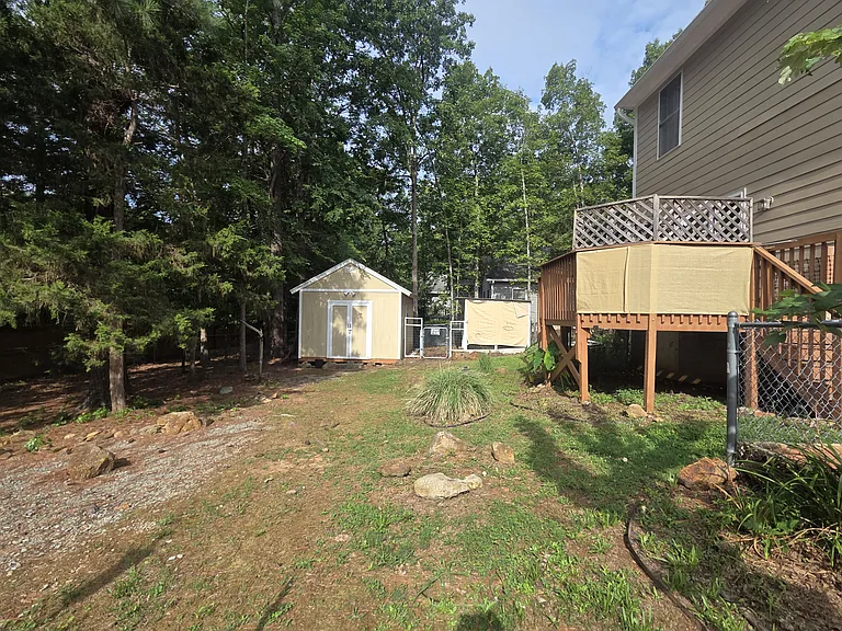 172 Kingston Dr — Photo 33