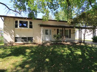 2695 Knollwood Ln, Florissant, MO