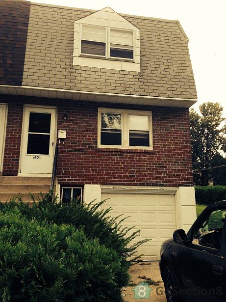 2nd image of 1401 Rainer Rd
