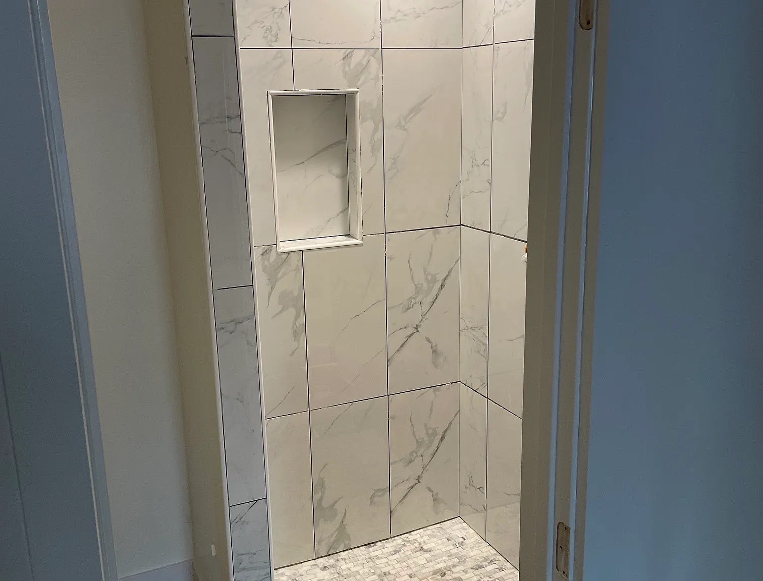 Studio, 360 sqft, $1,900 — Photo 3