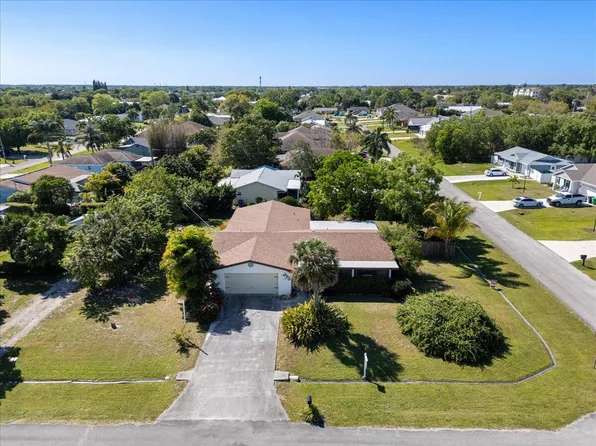 476 SW Byron Street, Port St Lucie, FL 34983