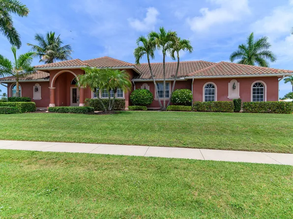98 Gulfport Ct, Marco Island, FL 34145