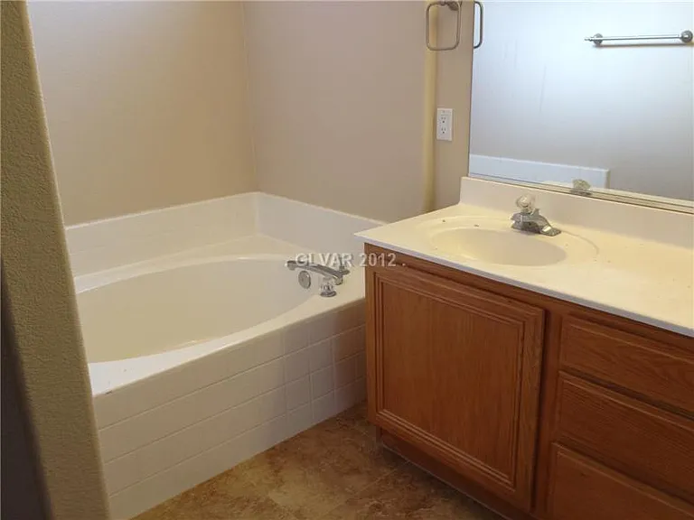 265 Paloma Vista St — Photo 11