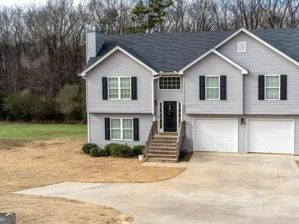 4205 Holly Meadow Dr, Gillsville, GA 30543