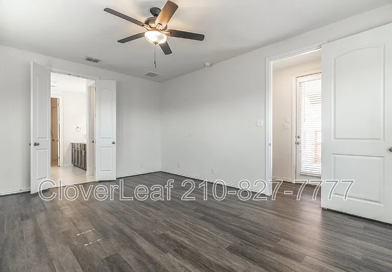 1322 Cool River Ct — Photo 15