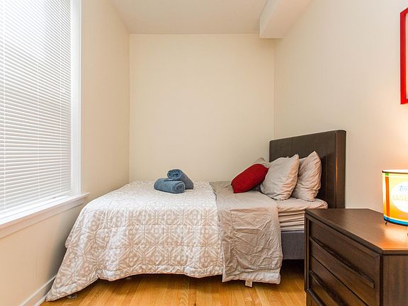 5th image of 2611 W Augusta Blvd APT 1