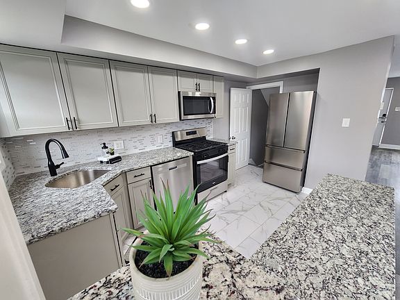 Elegant kitchen