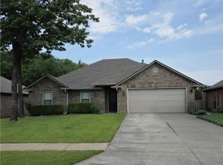 6208 Ironwood Ln, Fort Smith, AR 72916