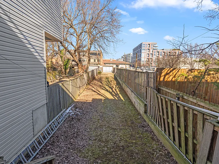 1654 Gales St NE — Photo 46