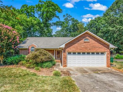 1073 Sequoia Dr, Lewisville, NC, 27023