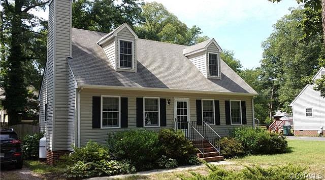 2nd image of 909 Glidewell Rd