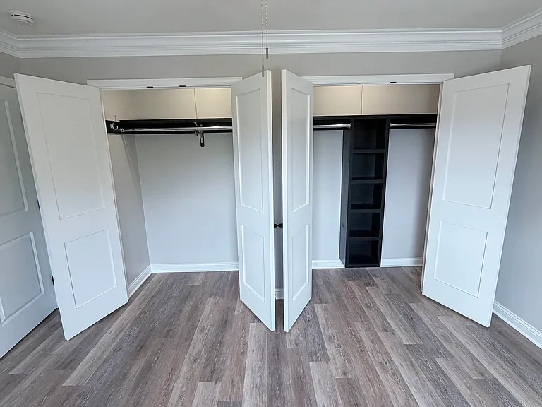 5118 Fairview Ave — Photo 11