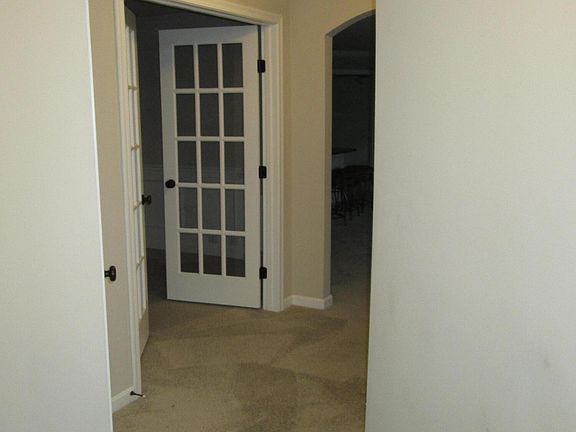 3rd image of 3988 Country Mill Rdg