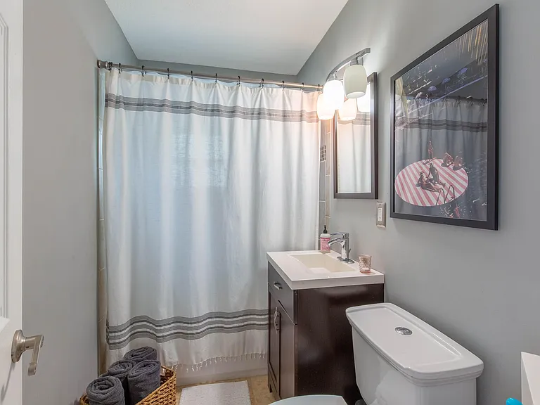210 Malverne Rd — Photo 32