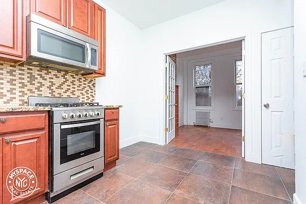 Rented by MySpaceNYC | media 38