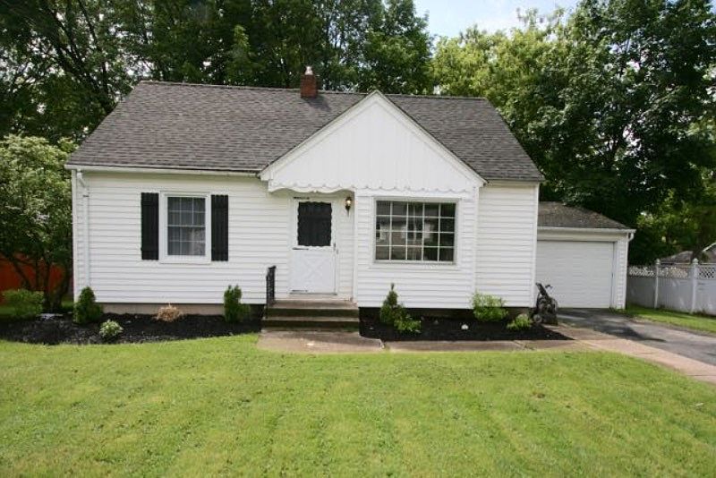1st image of 102 Jackson Dr