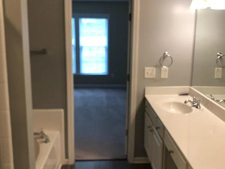 235 Regent Sq — Photo 14