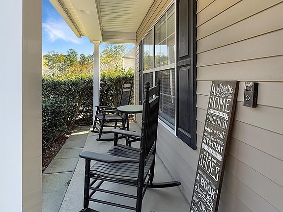 2nd image of 310 Cohen Cir