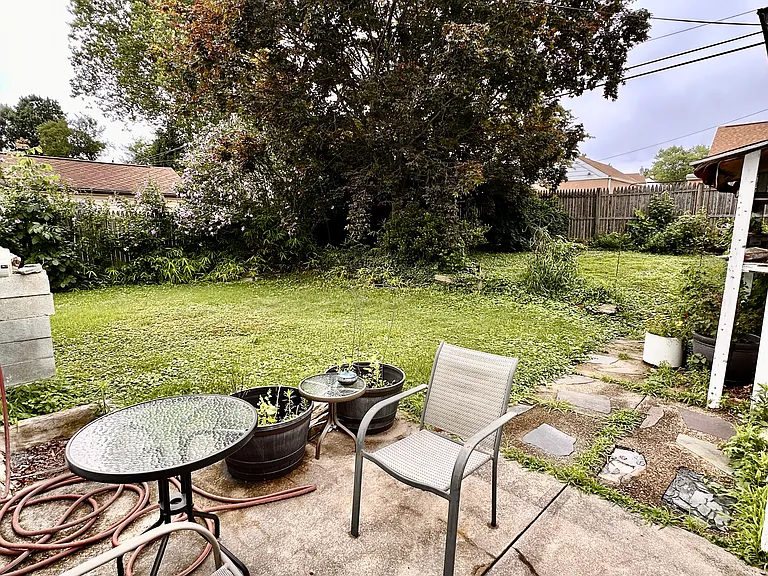 8730 Wissahickon Ave — Photo 3