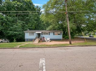 1043 Isa Dr SE, Atlanta, GA 30315